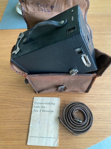 Vintage kodak brownie - vintage, box