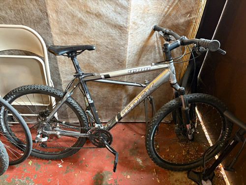 Trek 4900 mountain bike 26in - mountain,