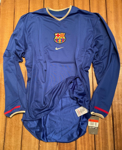 Barcelona 2001 player issue - 2001/02,