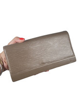 LV Bag. Louis Vuitton Honfleur Grey/ Brown Mushroom Epi Leather Clutch/ Crossbod