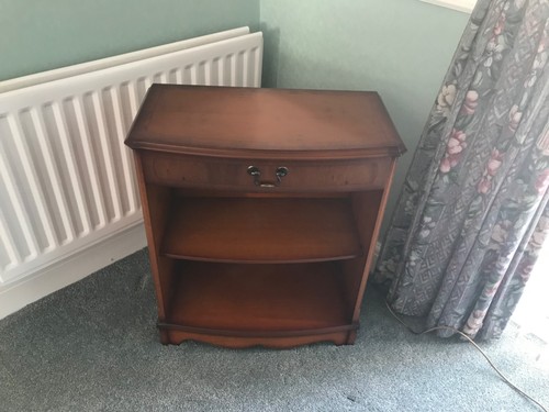 Yew display unit - unit, with