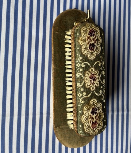 Coat brush wall - coat,