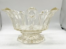 VINTAGE HEAVY ART DECO WELL