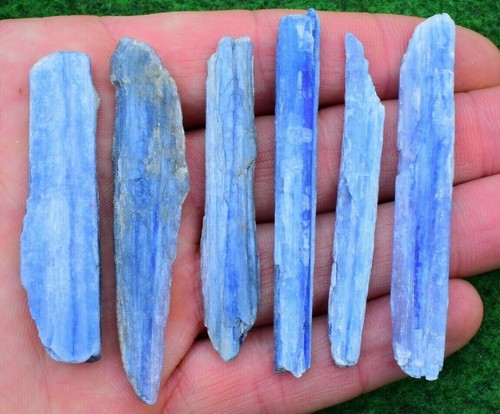 Blue kyanite crystal - blue,