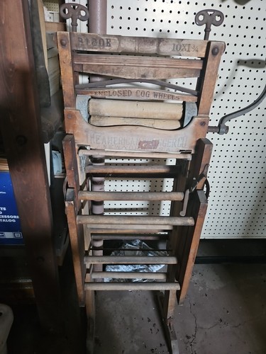 Vintage clothes wringer - wringer, the