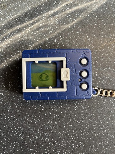 Blue digimon tamagotchi - digimon,