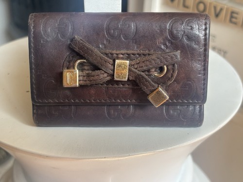 Authentic gucci brown key - authentic, case