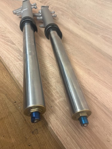 Suzuki gsxr 600 forks - gsxr,