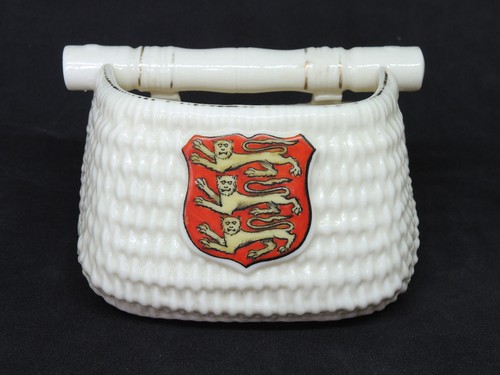 Vintage goss fish basket - goss,