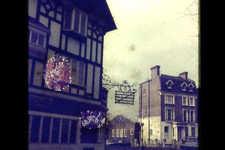 YE OLD GATE HOUSE HIGHGATE 1970`S (35MM SLIDE) LOT C2