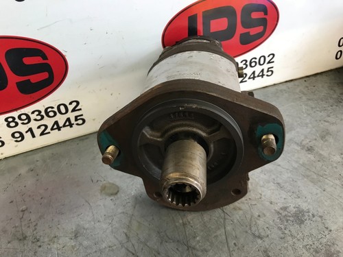 Hydraulic twin pump coupler - hydraulic,