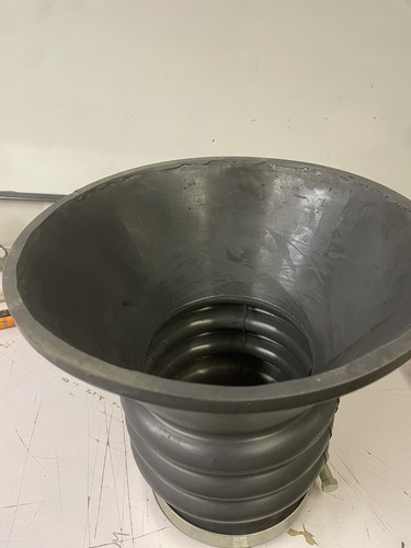 Docking funnel tripod - funnel,