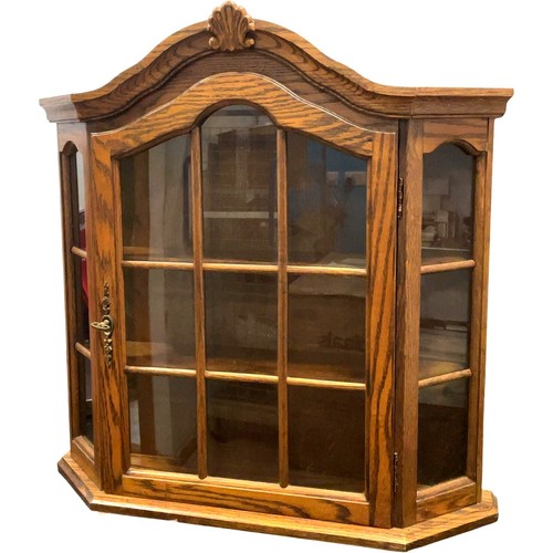 Vintage retro wooden curio - retro,