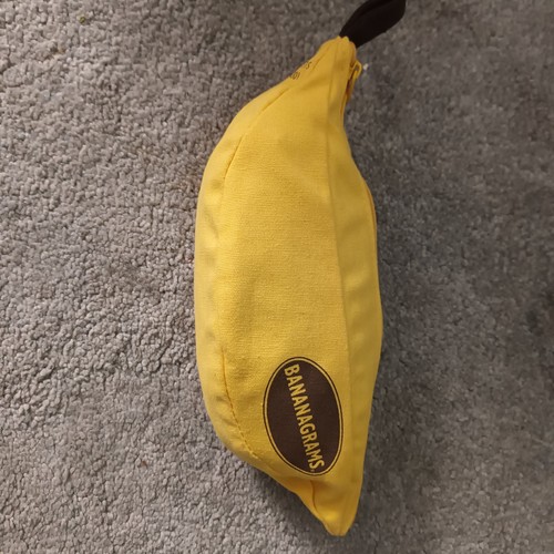 Bananagrams crossword family - bananagrams,