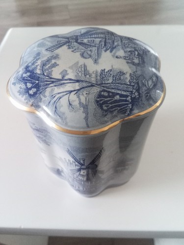 Royal worcester palissy - royal,