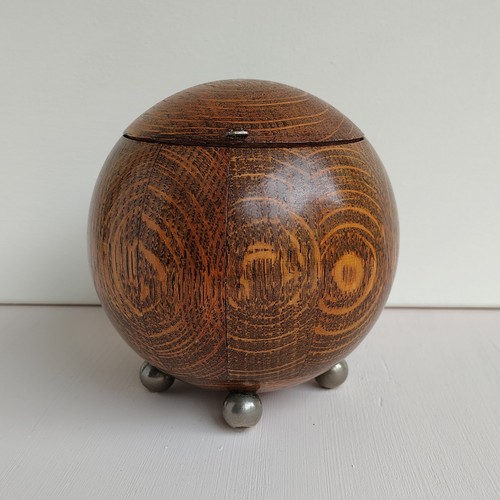 Art deco globe round shaped