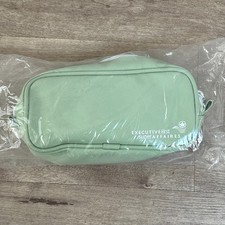 BNWT Air Canada Executive