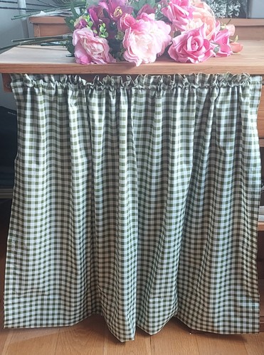 Under counter curtain - under,