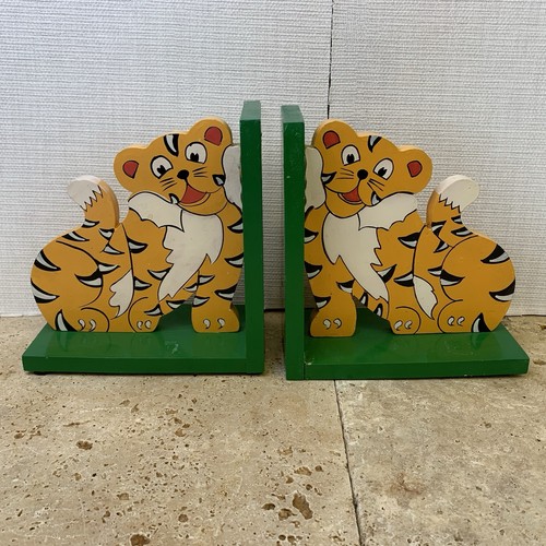 Wooden tiger vintage retro - wooden,
