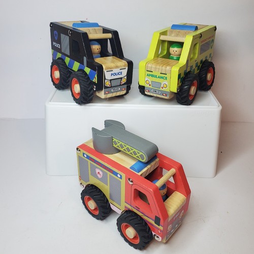 Aldi little town wooden cars - 3,