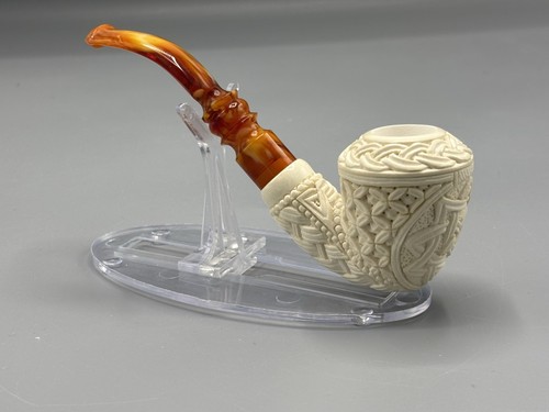 Ornate rhodesian pipe - , block
