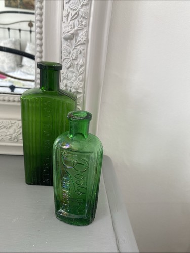 Two green glass - green,