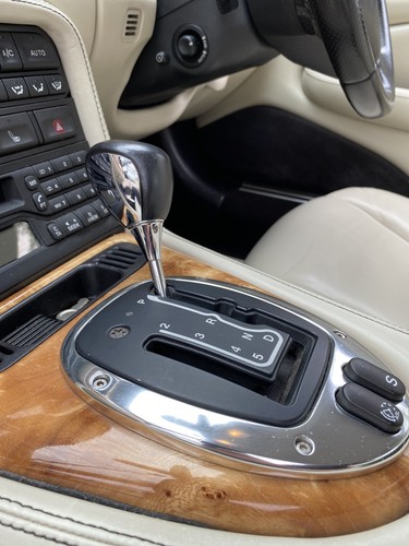 Leather chrome gear knob - leather,