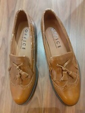 BNWOB ladies size 5 OFFICE