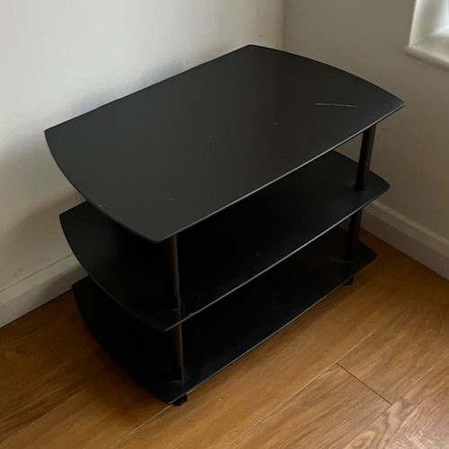 Black freestanding stand 3 - stand,,