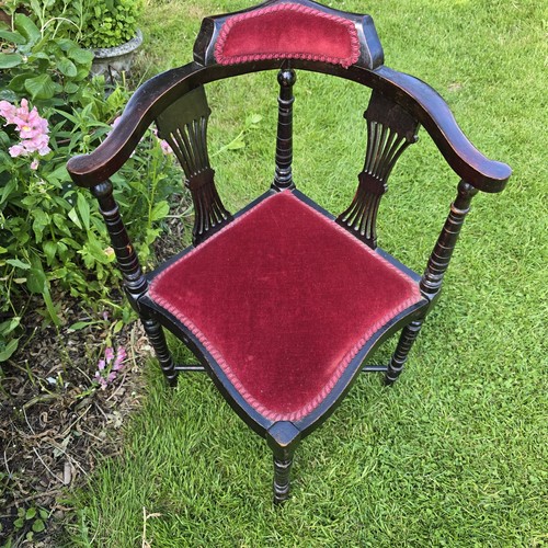 Antique upholstered red - upholstered,