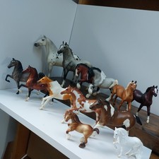 13 x Breyer Model Horse Horses