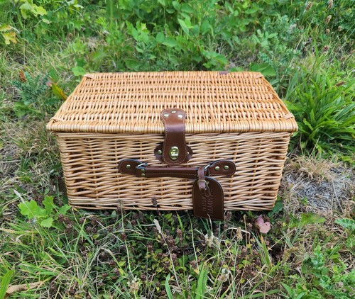 Prestige hampers large - prestige, picnic