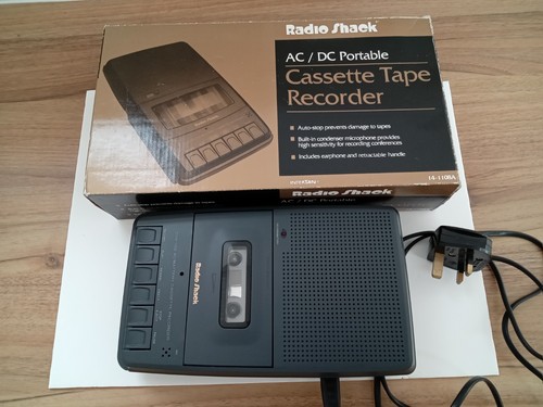 Vintage radio shack portable - vintage,