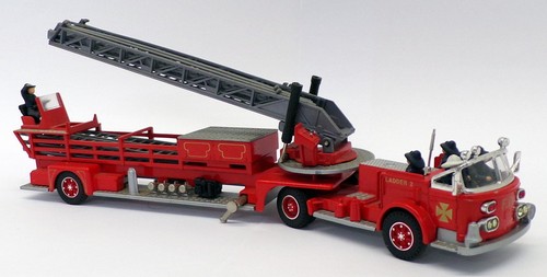 Corgi scale fire - 1/50,