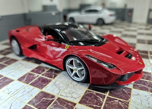 Burago ferrari - burago, red