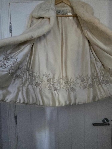 Vintage ivory black - vintage,