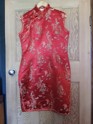 Red satin silky dragon - red,