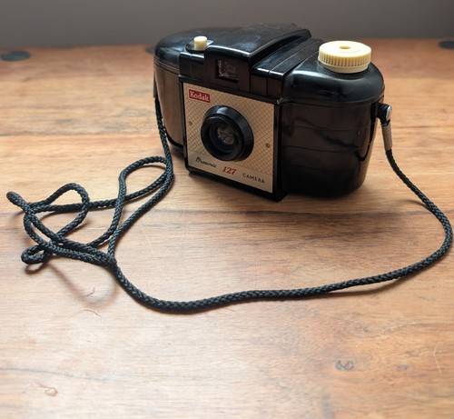 Kodak brownie 127 - 127, vintage