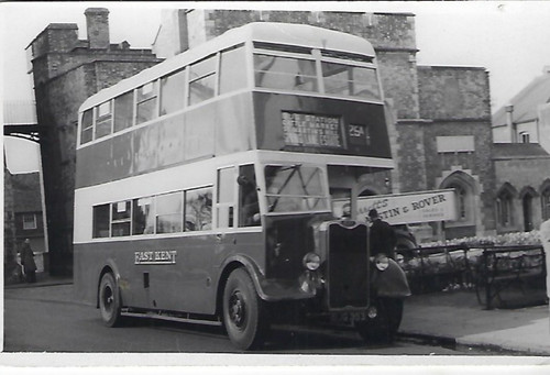 Bus photo bjg353 - bus, east