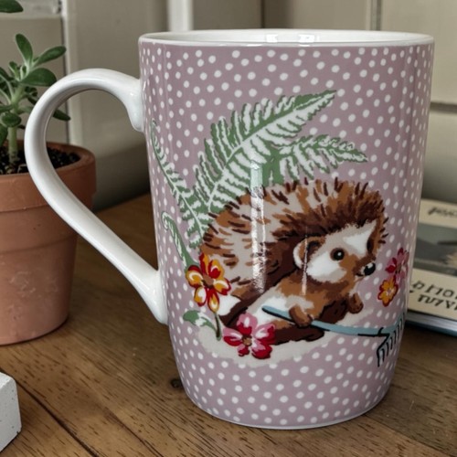 Cath kidston hedgehogs pale - hedgehogs,
