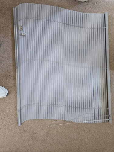 Venetian blind - venetian,