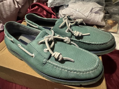 Stunning teal aqua turquoise - stunning,