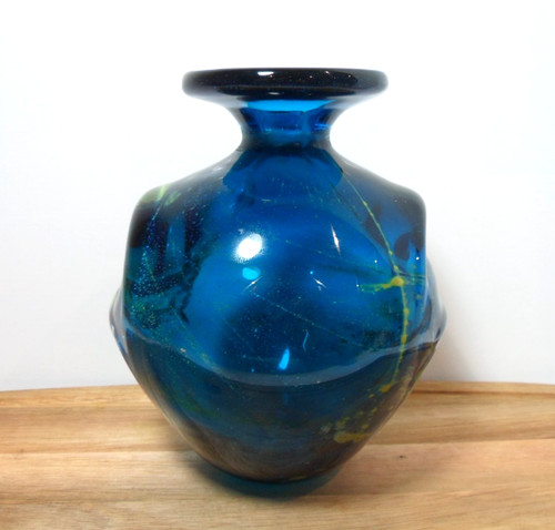 Mdina glass vase - mdina, sea