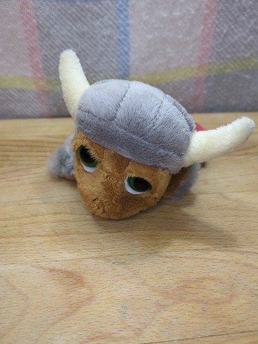 Suki lil peepers sven - suki,