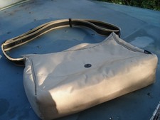 PACSAFE CITYSAFE 200 EXOMESH TRAVEL BAG WITH ADJUSTABLE STRAP