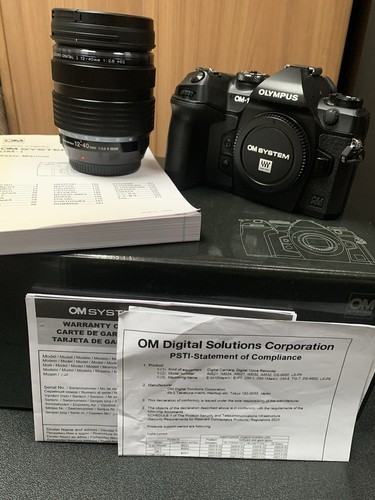 Olympus om1 digital camera - om1,
