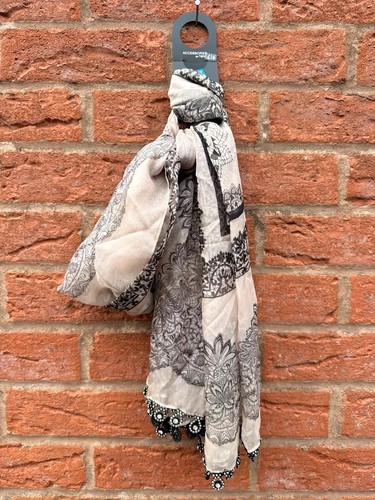 Next cream black chiffon - &,