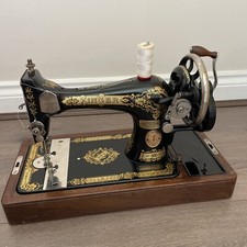 Antique Vintage Singer Hand Crank Sewing Machine In Wood Case - Fully Working