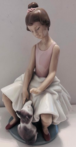 Lladró 6402 little ballerina - little,