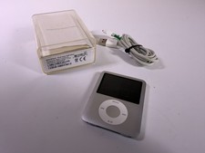 Apple iPod Nano 4GB Silver 3rd